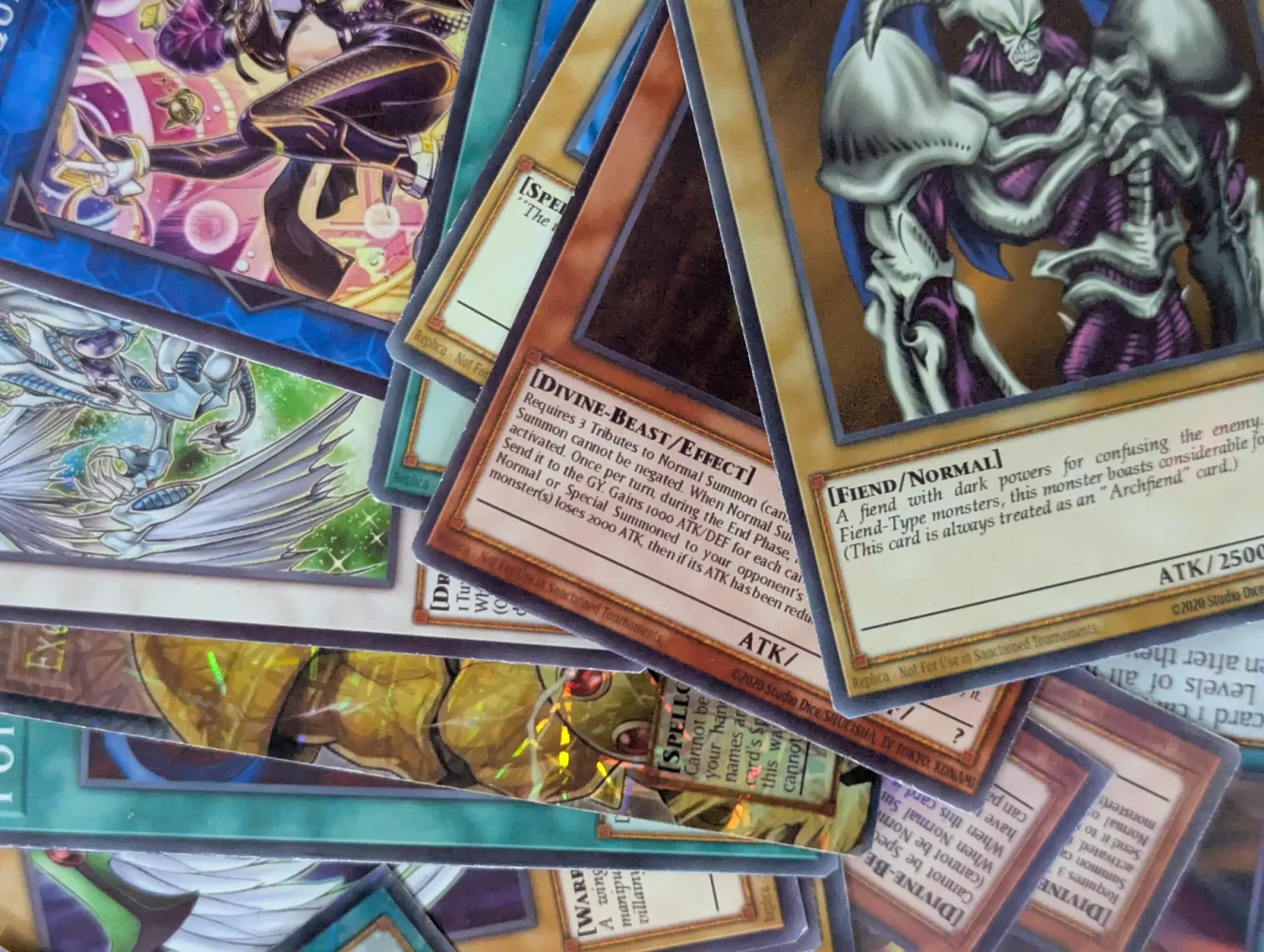 Cartes YU-GI-OH proxy (non originales)