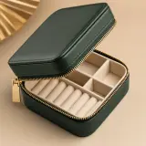 💍 Écrin à Bijoux Compact – Simili Cuir Matelassé