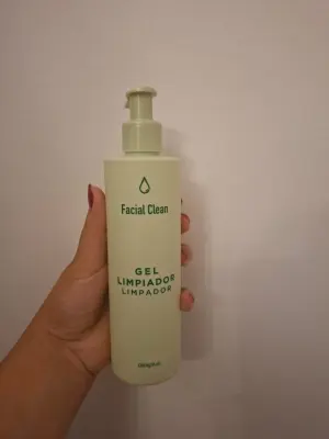 Gel nettoyant pour visage
