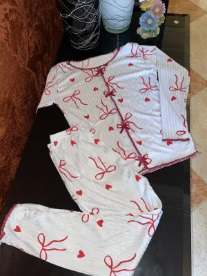 بجامات نسائية