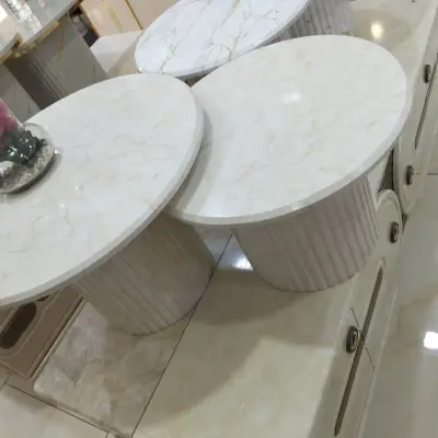 طاولة ارضية