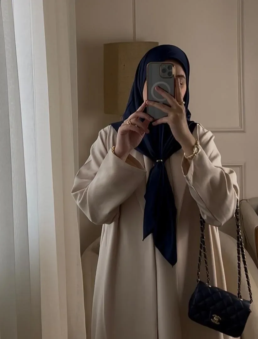 Abaya Manolia