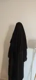 ستار عملاق بدون تينده بالخيط بين العينين