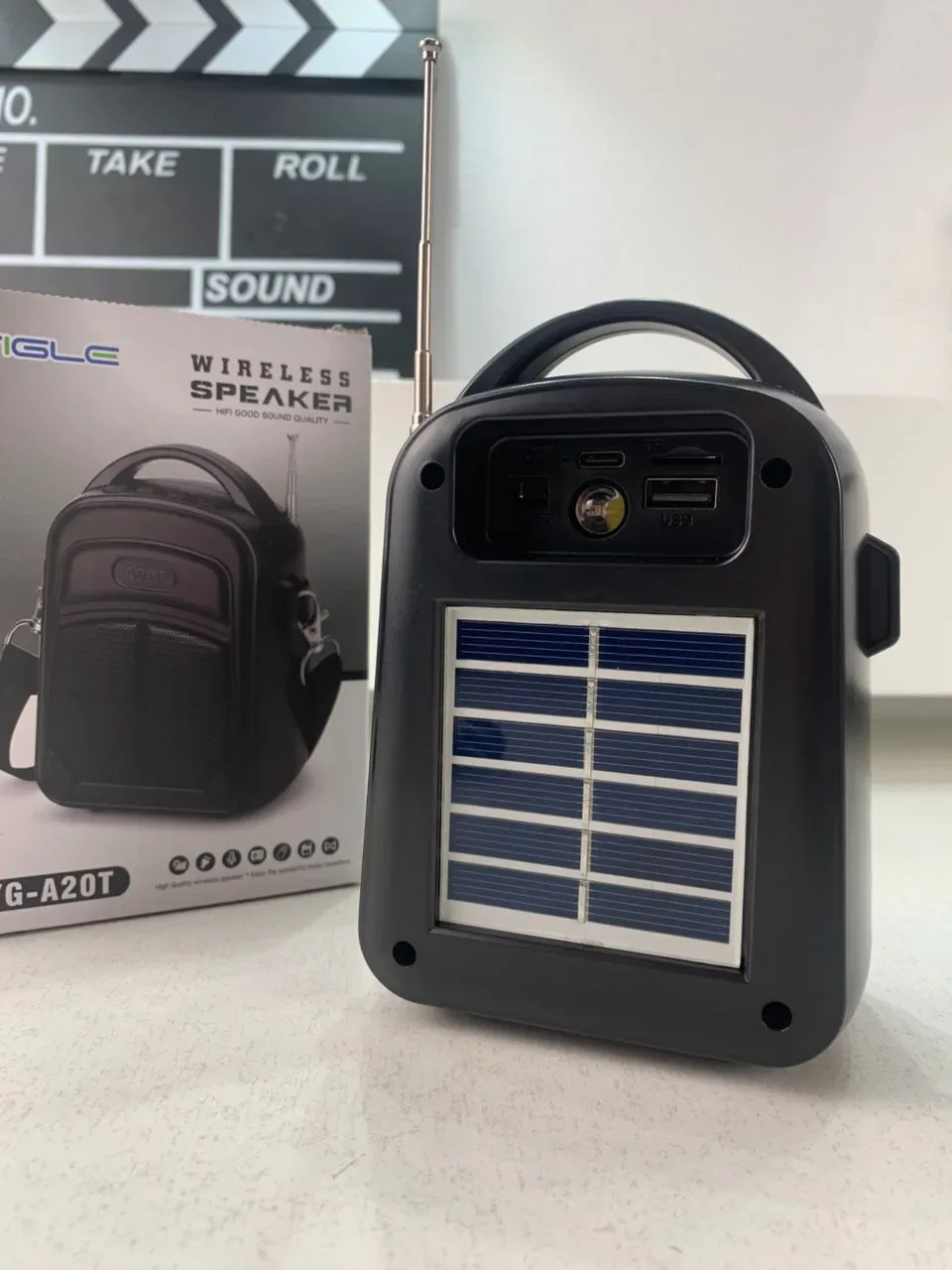 Haut-Parleur Sans Fil avec Qualité Sonore Hi-Fi et Panneau Solaire YG-A20T – مكبر صوت محمول
