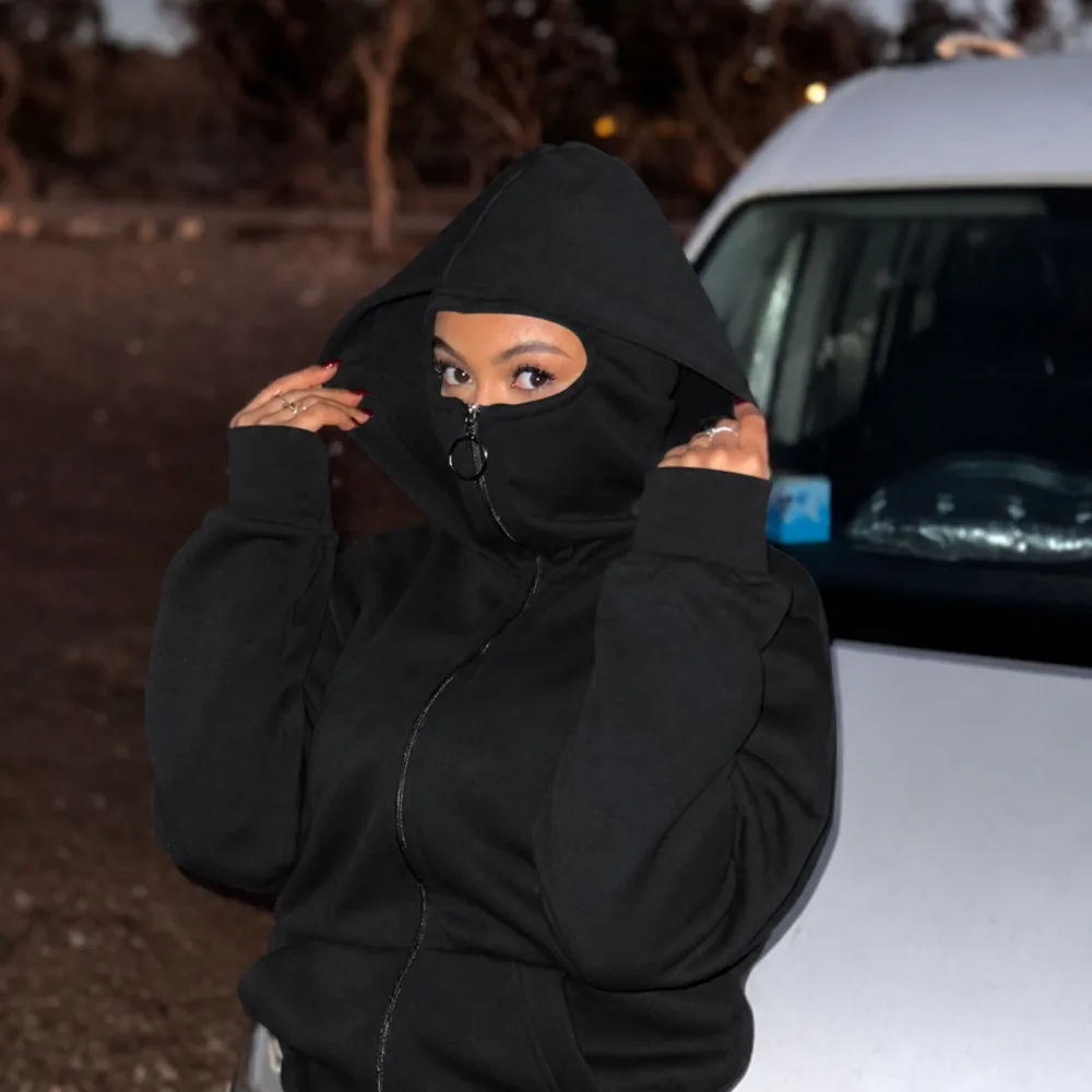 HOODIE NINJA الشبح نينجا الاصلي قطني قلاسي من خارج بملمس ناعم ومقطن وسخون من داخل للشباب لون اسود