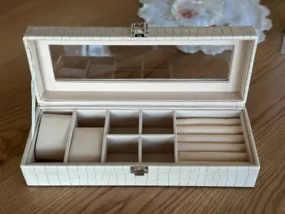 Coffret Organisateur Bijoux & Montres en Cuir Croco Beige
