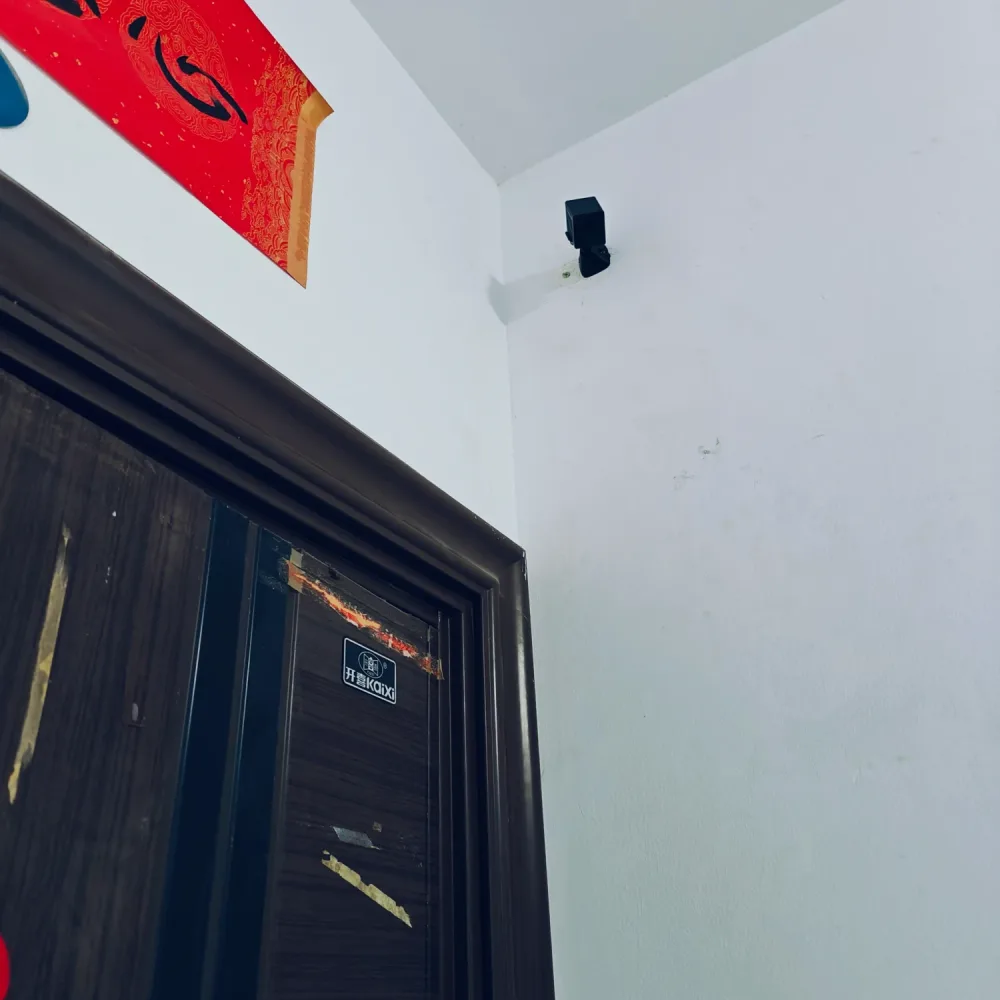 ✅ كاميرا مراقبة صغيرة تخدم بكارت سيم 4جي (ما تحتاجش ويفي) السعر مليون و ربمعمية و تسعون الف