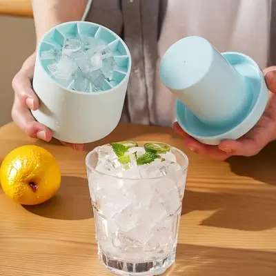 Moule à Glaçons Cylindrique en Silicone 2-en-1 : Fraîcheur Optimale et Gain de Place
