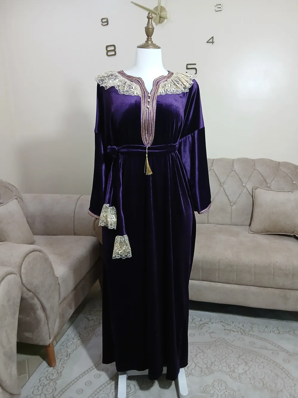 Djeba kadifa Royale – 2700 DA