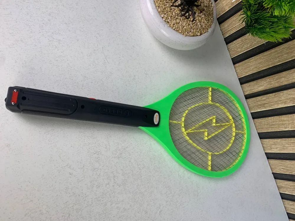 Raquette Trappe à SWAT Anti-Insectes Électrique Portable - مضرب الحشرات الكهربائي المحمول