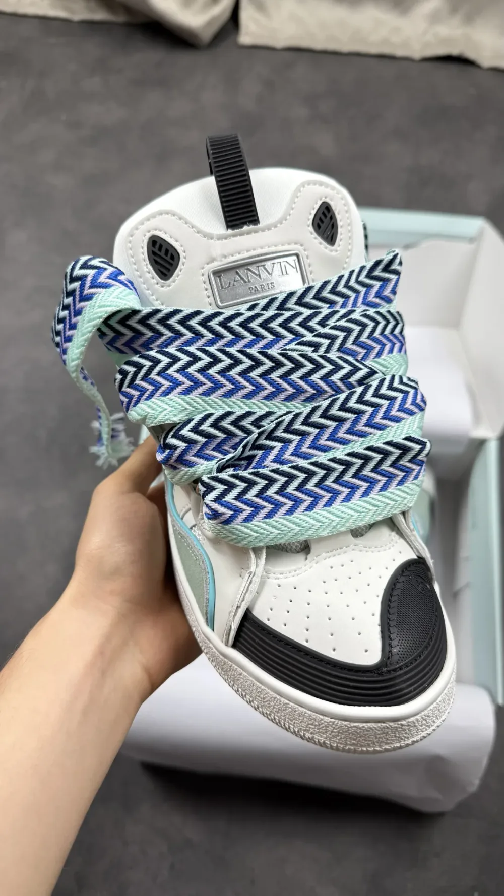 Lanvin curb blue