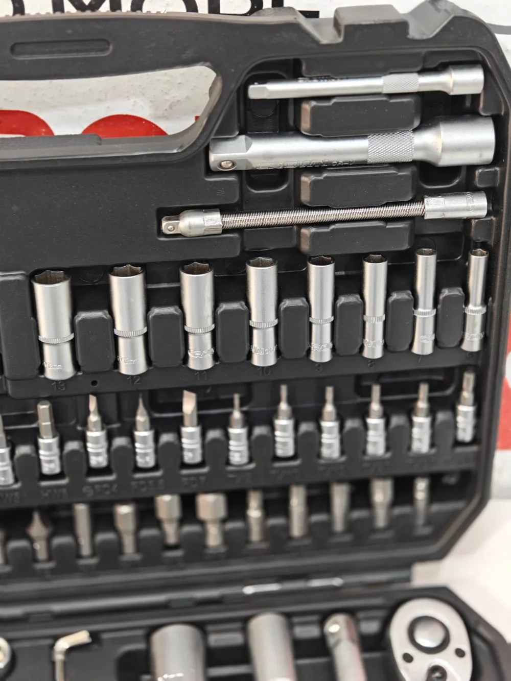 Caisse a douille cliquet 94 PCS CPHTS-XE94BA CROWN