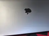 MacBook Pro 13" (2016) - Core i7 / 16GB RAM / Retina