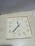 ساعة حائط مربعة Quartz