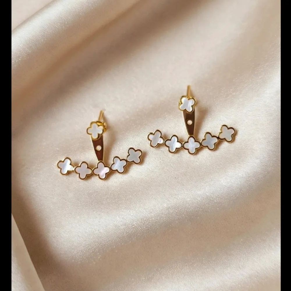 Boucles d’oreilles