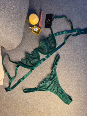 Dark Green lingerie set