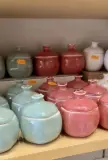 Pot en Céramique Forme Grenade – Édition Élégance