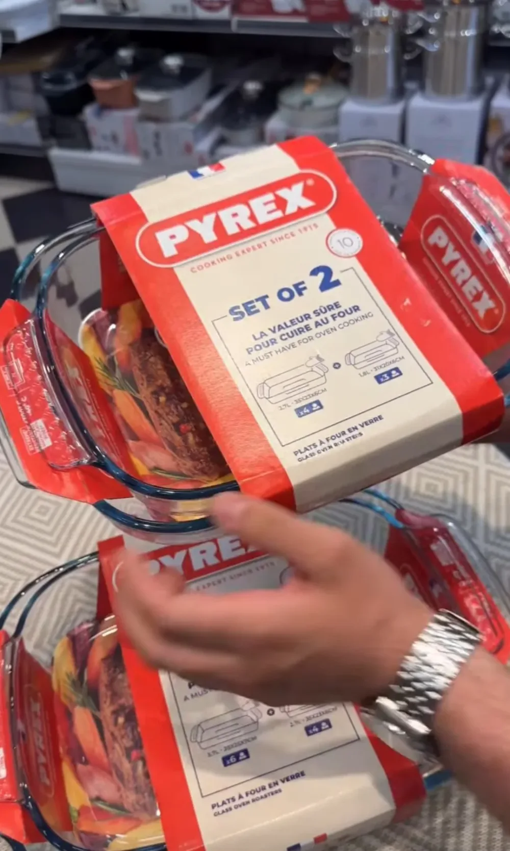 Plat a four de la marque pyrex