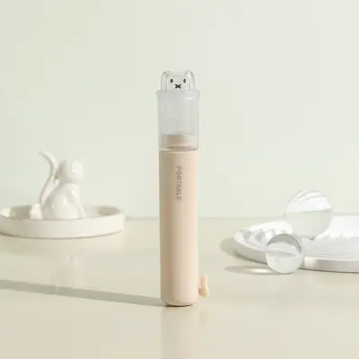 Brosse a dent panda avec mini porte dentifrice