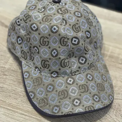 كاسكيطة لويس فويتون Louis Vuitton