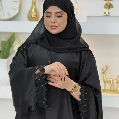 Abaya léa