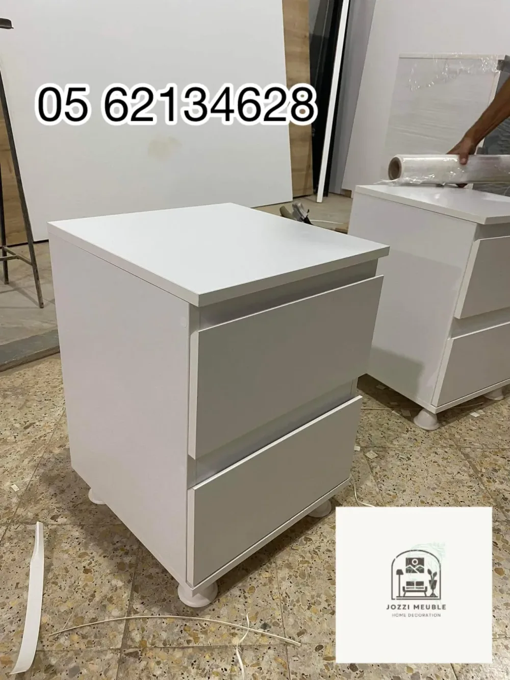 Table de Nuit 2 Tiroirs - طاولة سرير ليلية عصرية بأدراج