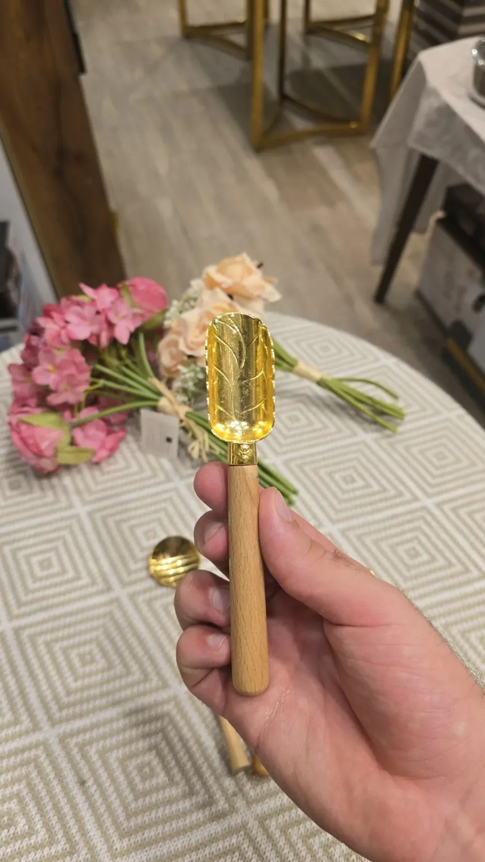 🥄 SET 4 COUVERTS DE SERVICE DORÉS MANCHES BOIS