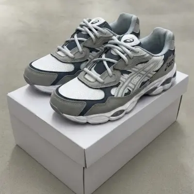 ASICS GEL توصيل مجاني للمكتب
