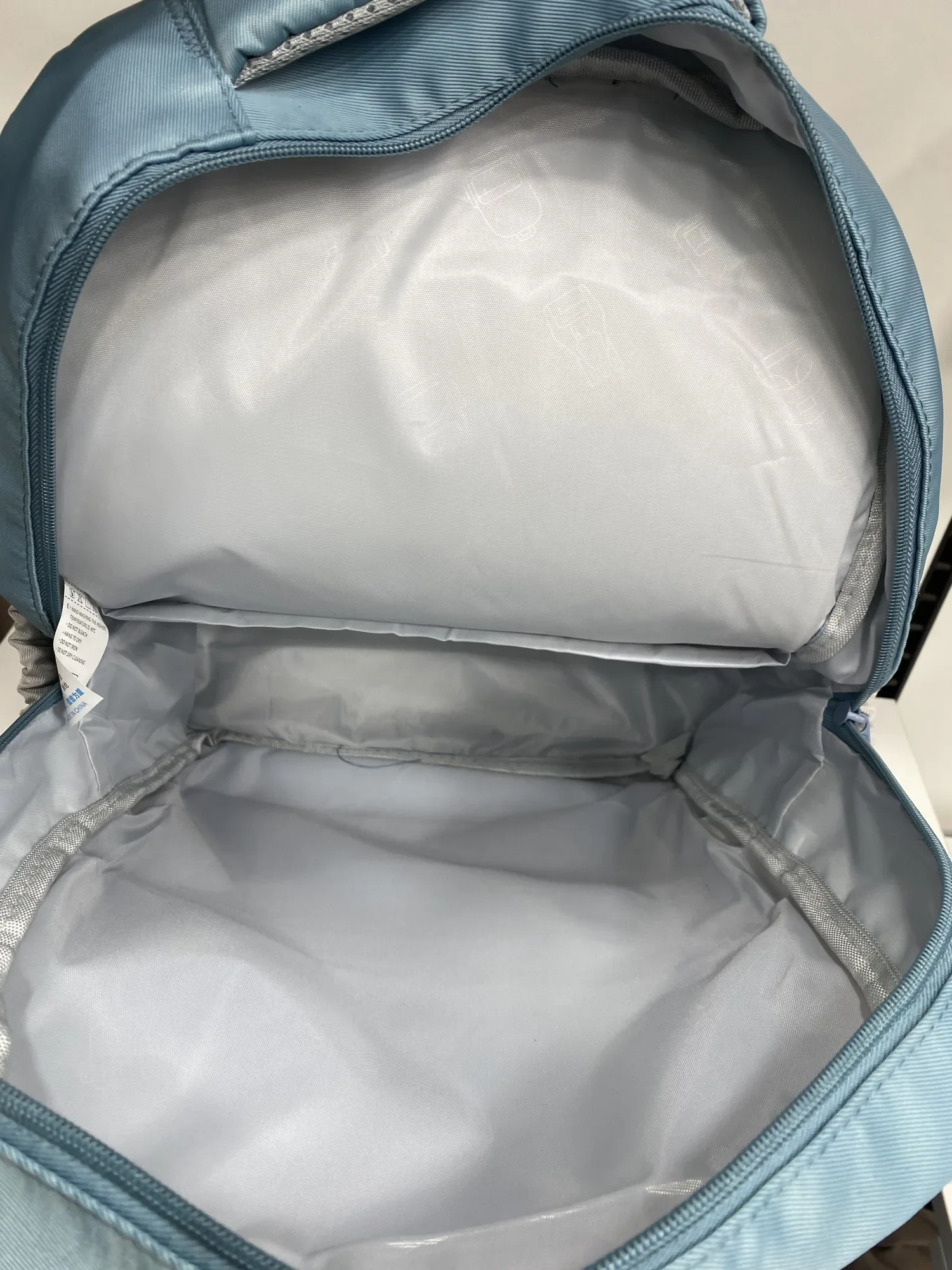 Sac à Dos Scolaire Urban – Grande Capacité & Style Tendance