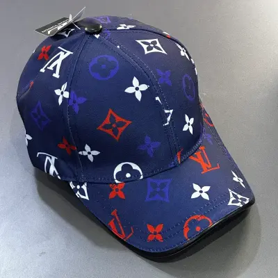 كاسكيطة لويس فويتون Louis Vuitton ازرق