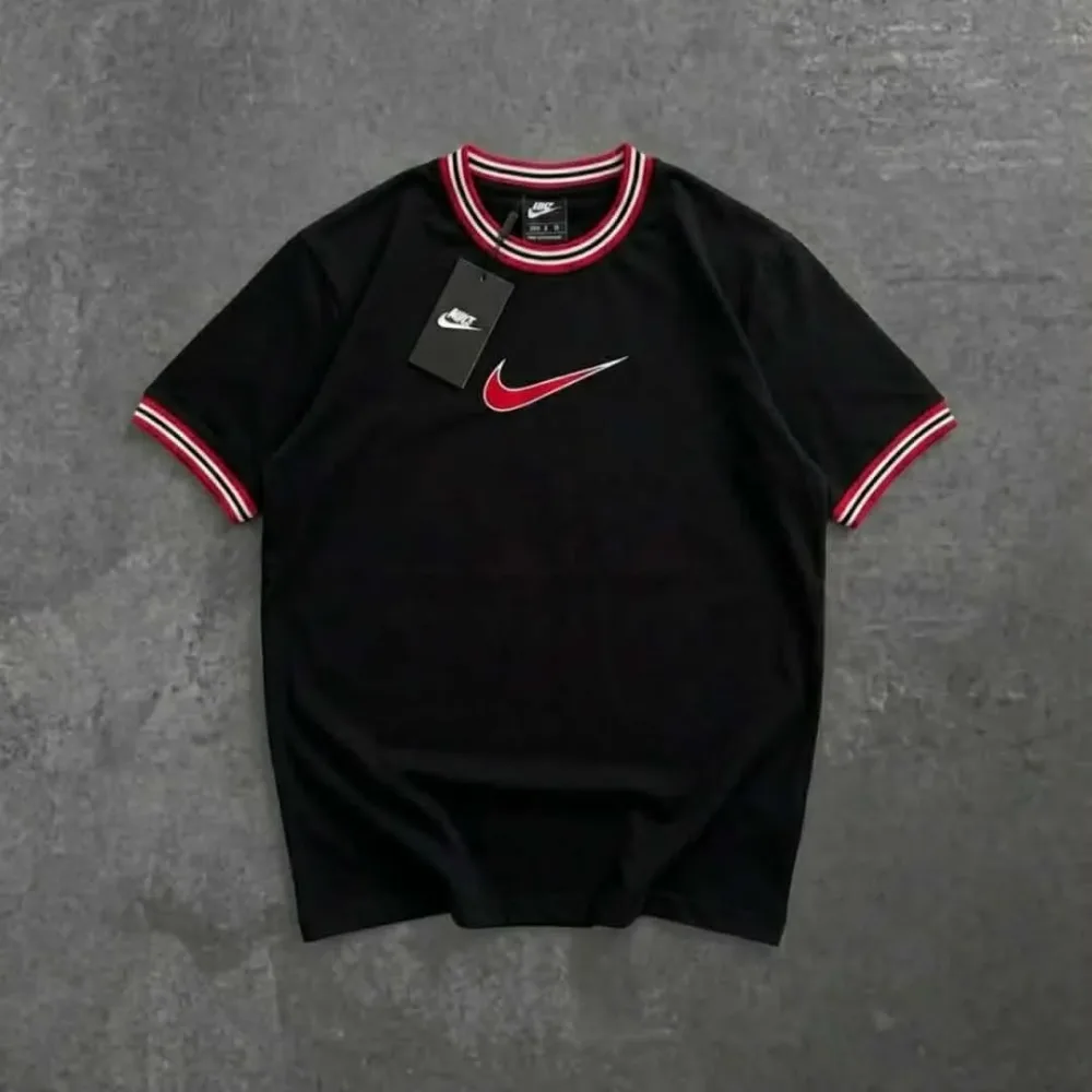 tshirt nike oversize