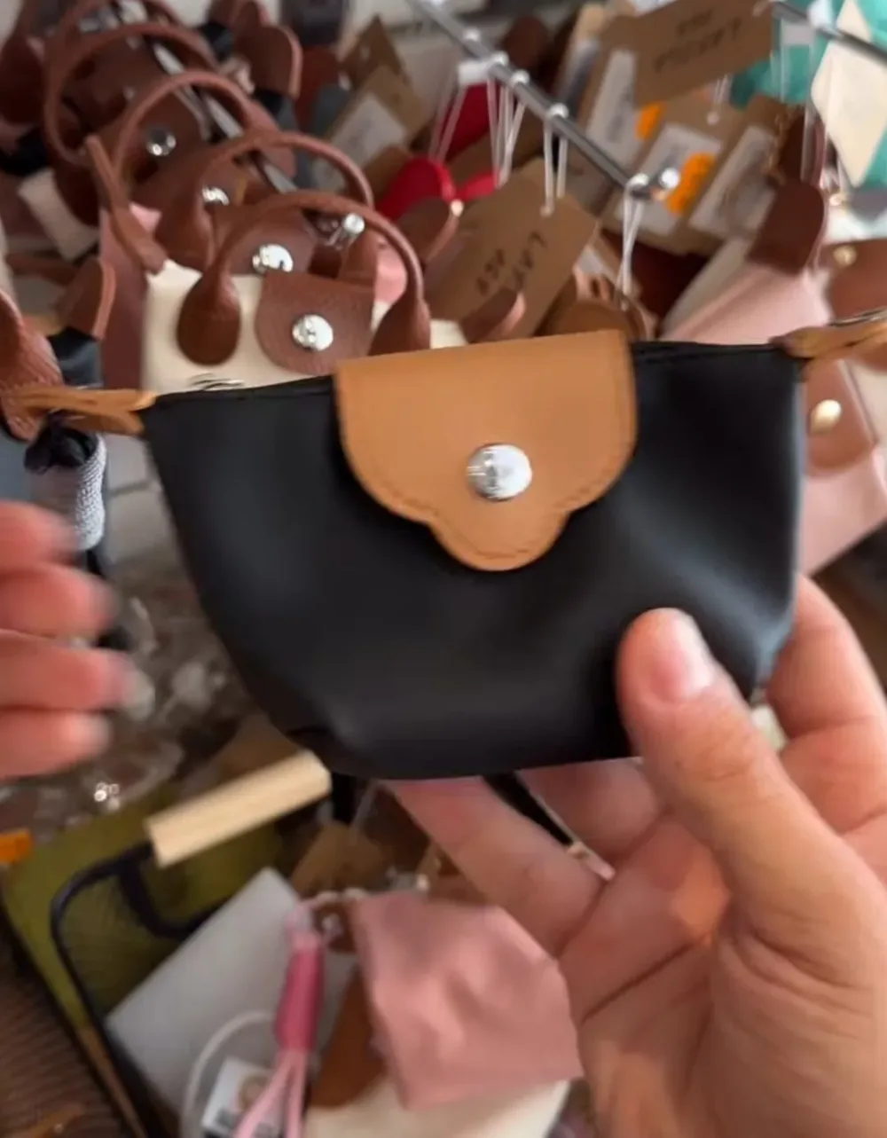 Mini pochette porte-monnaie bicolore,