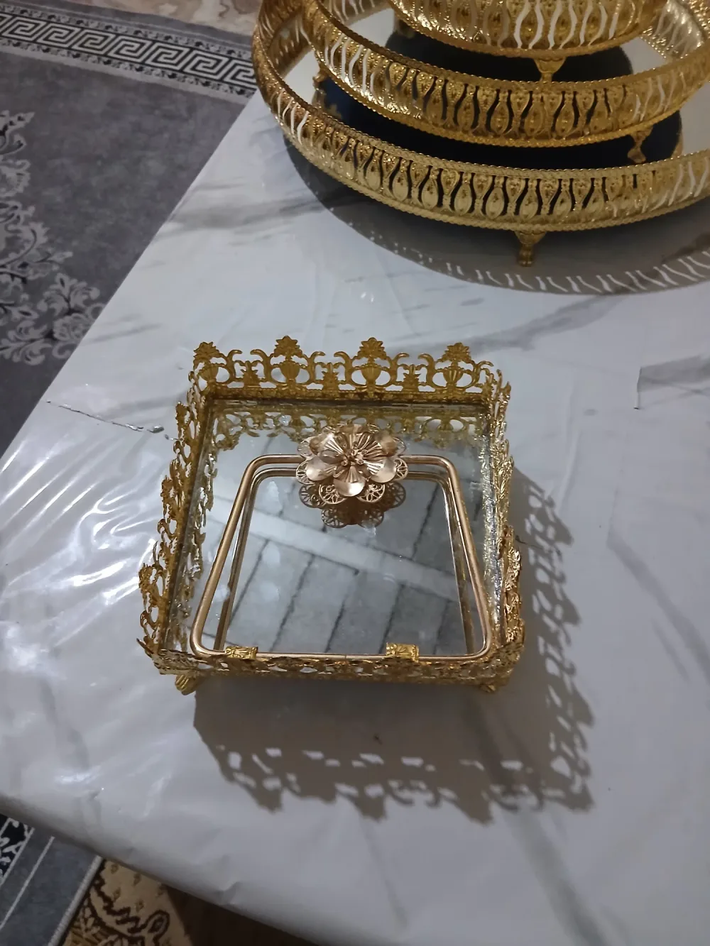 طقم الضيافة والأناقة
