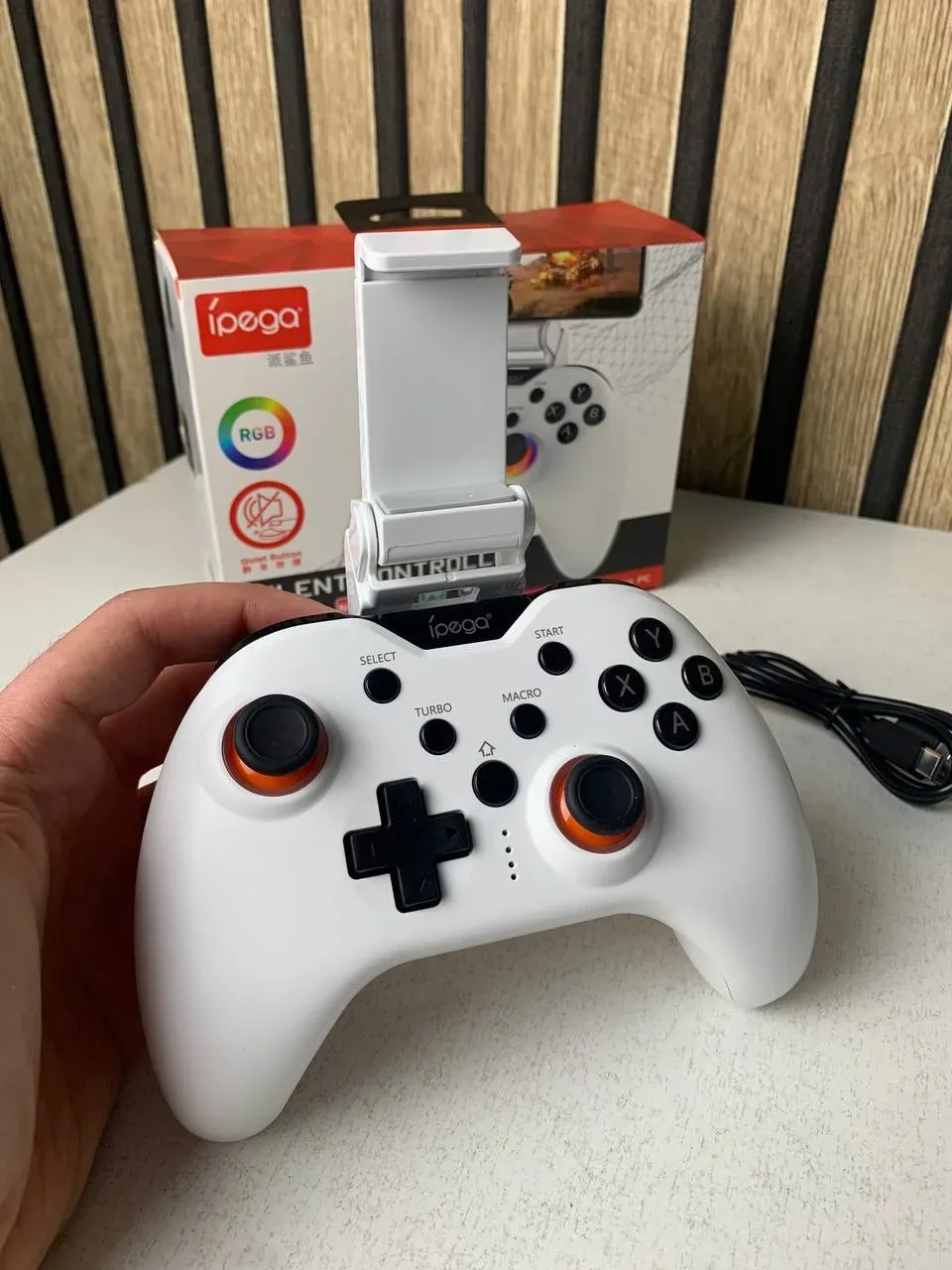 Manette de jeu sans fil IPEGA PG-9111 avec boutons silencieux double moteur de vibration - يد تحكم لاسلكية