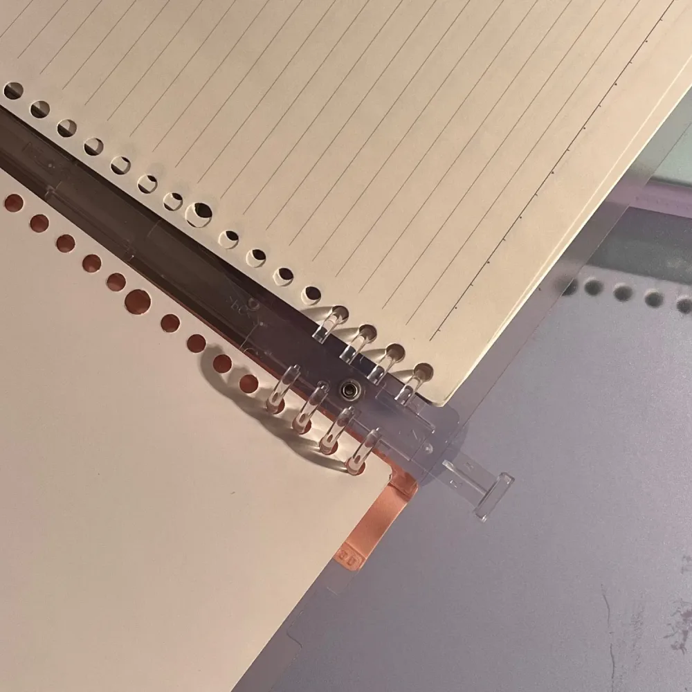 B5 BINDER