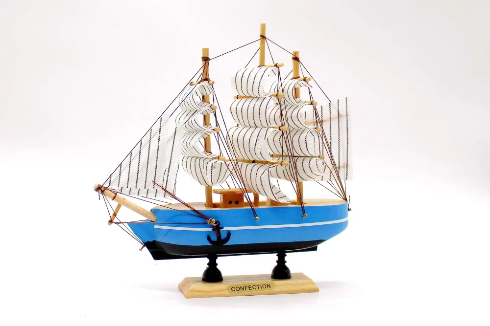 ⛵️ سفينة خشبية شراعية ⛵️