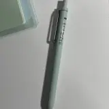 طقم قرطاسية باللون  المريمي