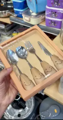 Set de Couverts “Smiley” en Acier Inoxydable 🥄🍴