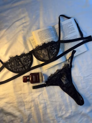 Ensemble noir en dentelle élégante