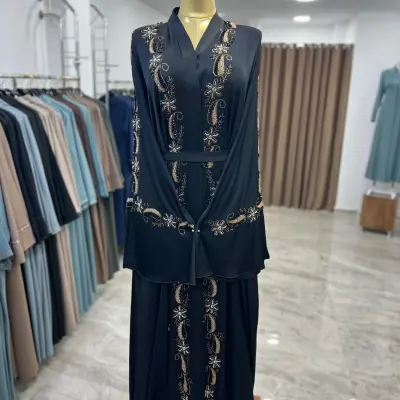 عباية دبي