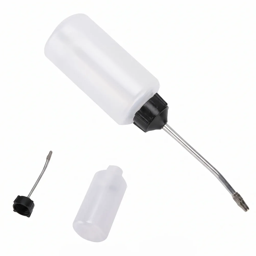 Burette d’huile Plastique Tete Metalique 120ml