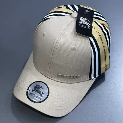 كاسكيطة باربيري Burberry