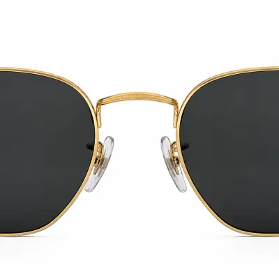 Lunettes de Soleil Ray-Ban Hexagonal RB3548N – Métal Doré et Verres Noirs