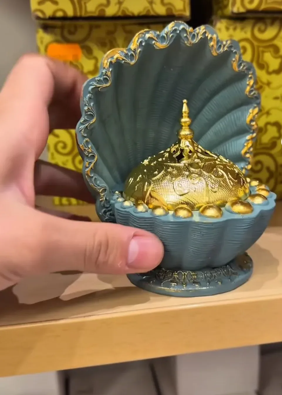 Brûle-Parfum Coquillage Oriental - Finition Dorée