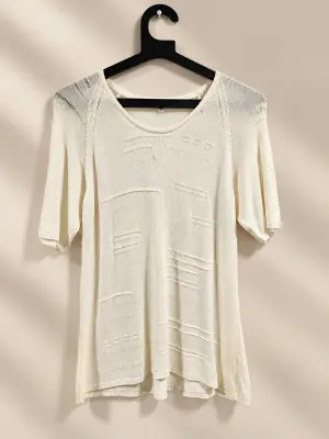 Pull femme Elisabetta B. en maille écrue à manches courtes – Taille 44