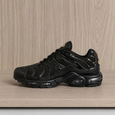 حذاء TN black black