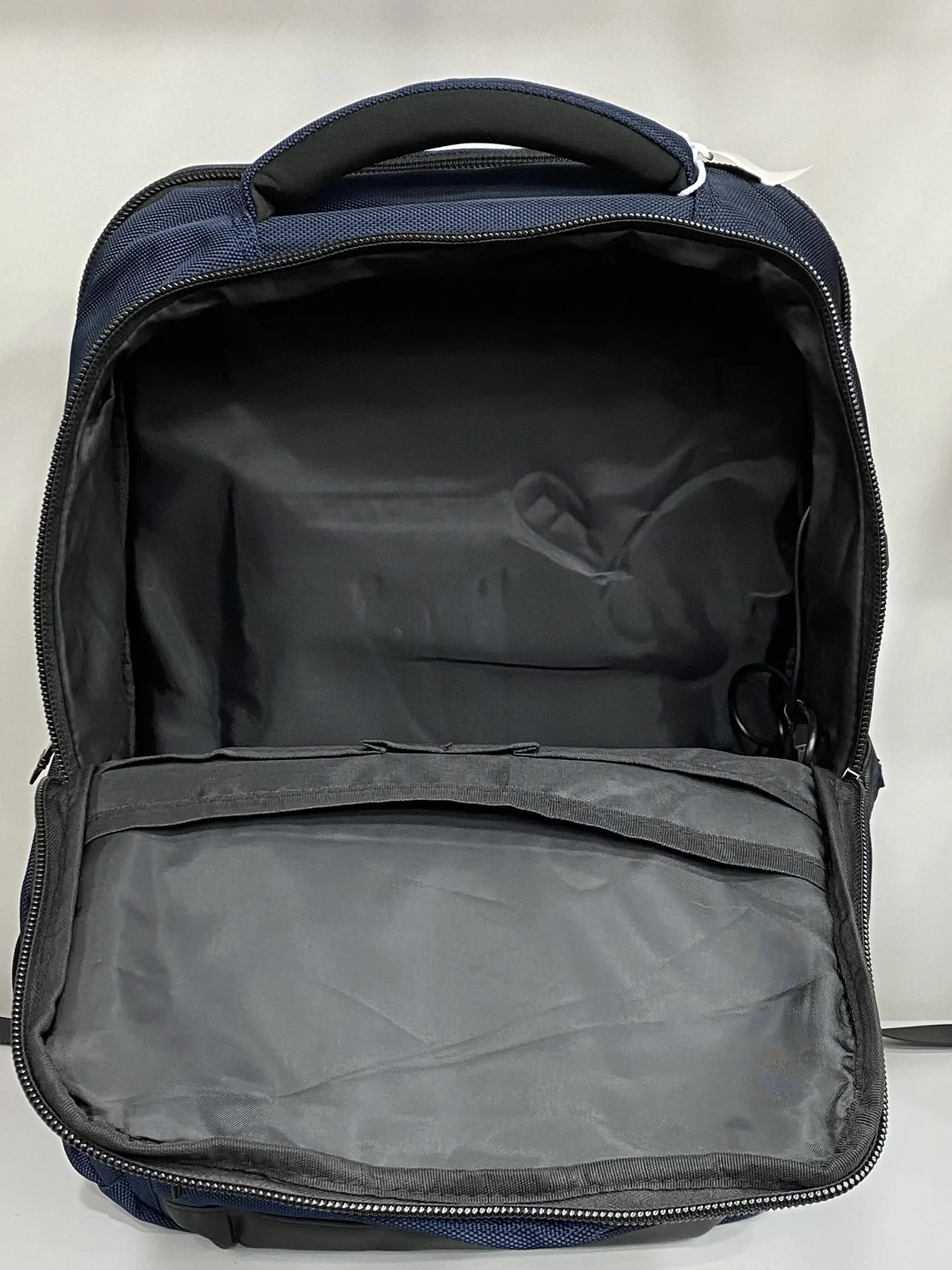Sac à dos pour laptop grande capacité et imperméable