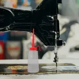 Burette D’huile Plastique Rouge