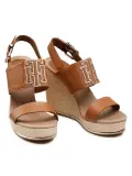 Sandales Femme Tommy Hilfiger en Cuir Marron Camel – Talon Compensé