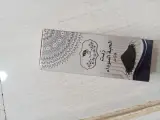 زيت الحبة السوداء/الصوجا/النعناع/الجرجير/الثوم/الصبار/الزنجبيل/الافكادو/القسط الهندي/الترمس الحلو/ اليقطين/الثوم الذكر/القطران/الخردل/الارغان/الحرمل/عرق السوس/الخزامة/الريحان/الجلوجيا/الحلتيت/العرعار/الكافور/النعناع